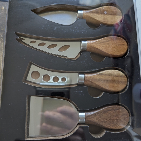 4 PC Cheese Knife Set - Picture 3 of 4
